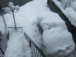 20170211雪の階段.jpg
