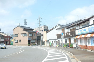 EYESro-tari-.jpg